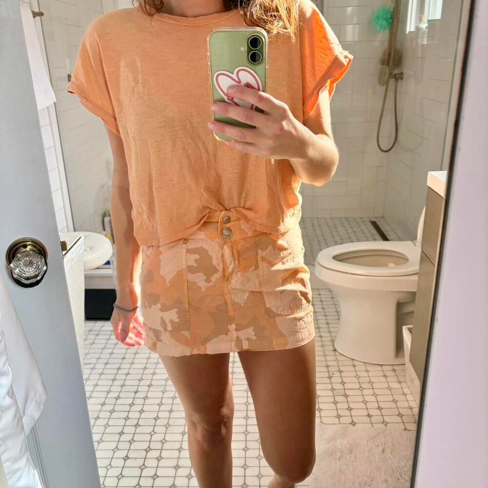 Vintage Scoop NYC y2k orange pink camo mini skirt Size XXS